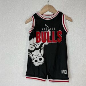 NBA Chicago Bulls Black and White Baby Jumpsuit Size 12/18M